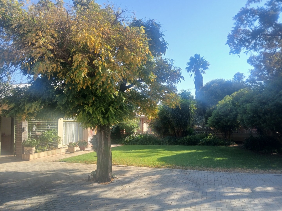 3 Bedroom Property for Sale in Verwoerdpark Northern Cape